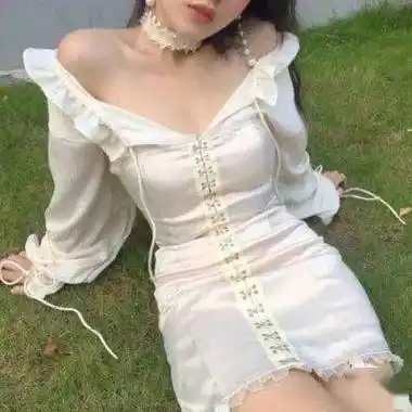 部位头像巨好看的女生头像