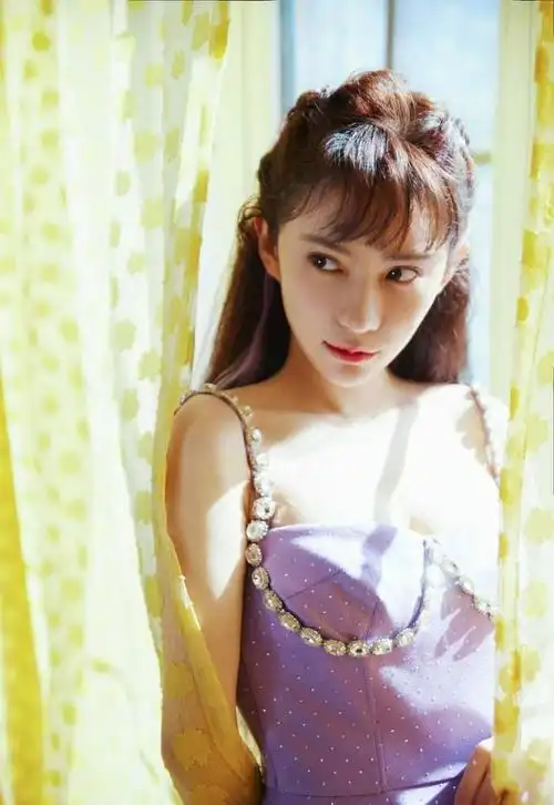 这才是尤物!33岁刘萌萌,真是尤物身材尤物颜值!