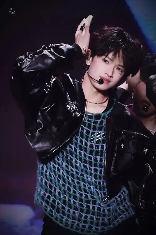 张极[超话]#  @tf家族-张极in kataworld  tf