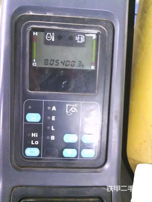 小松pc130-7挖掘机