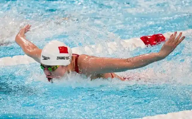 张雨霏晋级女子100米蝶泳决赛