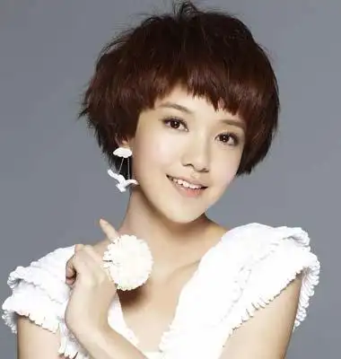 脸胖的女生适合什么样的短发发型图 胖美美圆脸适合什么发型