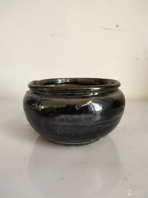 瓷器 民国 民国黑釉笔洗一个 藏品描述 藏品展示 报价记录 服务保障