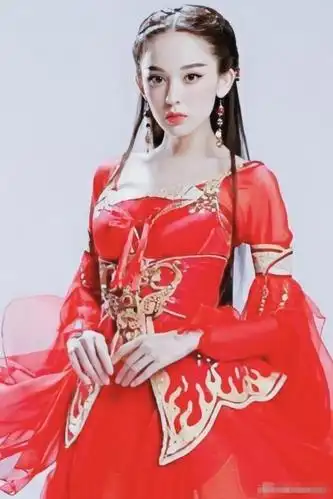 娜扎两次出演貂蝉,一个版本美艳动人,另外版本看一眼就让人难忘