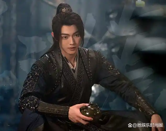 许凯带来一部古装权谋剧,化身落魄皇孙,搭档85后人气女神