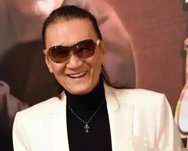 谢贤现身,中风瘫痪谣言不攻自破,宝刀未老,将再度回归影坛|马|曾江