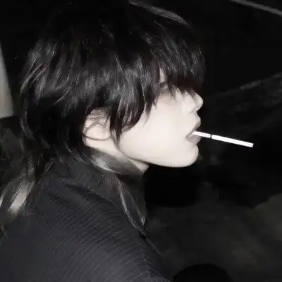 真人帅气头像侧脸冷酷 高清好看的男生帅气头像冷酷侧颜图片_男生头像