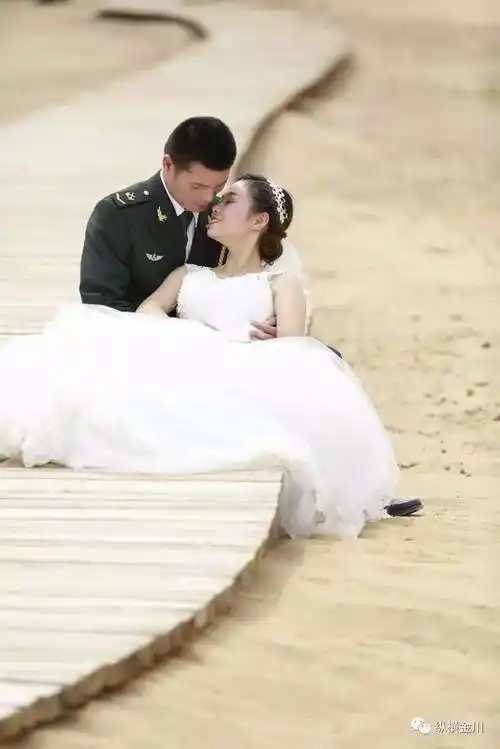 军旅风集体婚礼首日外拍精彩花絮!