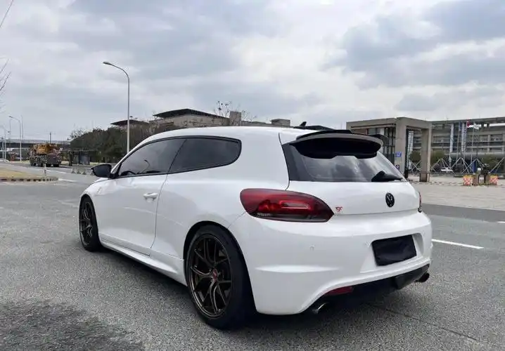 大众尚酷r 售价:9.