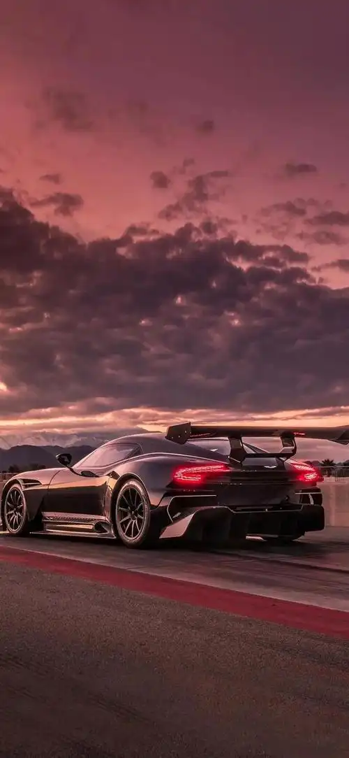 「全国首例」豪车图片壁纸(豪车高清壁纸)-中纳网