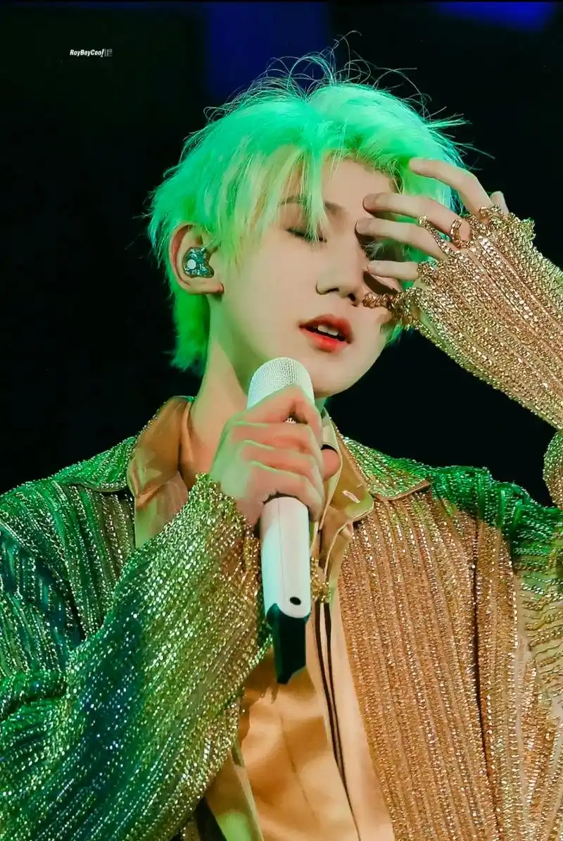 王源照片💚.王源值得💚#王源巡回演唱会 - 抖音