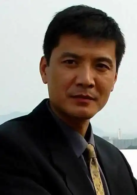 刘之冰_明星写真_图集_电影网_1905.com