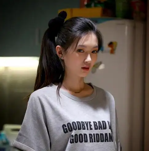 【图】一仆二主江疏影腿长瞩目 "学院女神"挑战职场"白骨精"