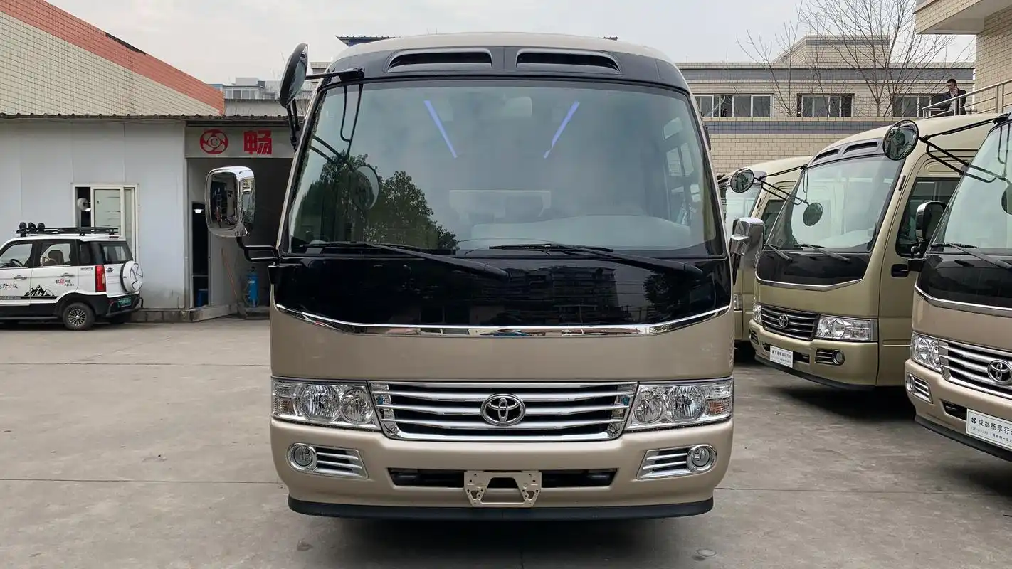 商务接待通勤版 丰田考斯特17座中巴车 你有没有想过,丰田考斯特商务