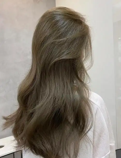 颜色决定头发质感.雾青棕