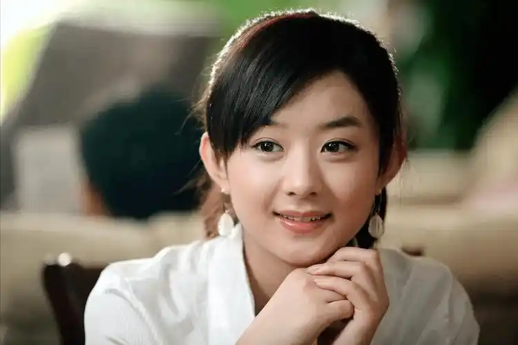 赵丽颖出道17年风姿卓越,19岁到36岁的变化_电视剧_古装_同年