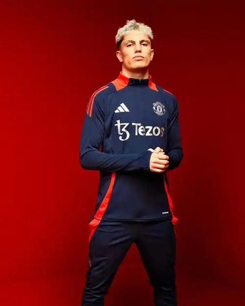 曼联阿迪达斯2024/25赛季全新训练系列来袭