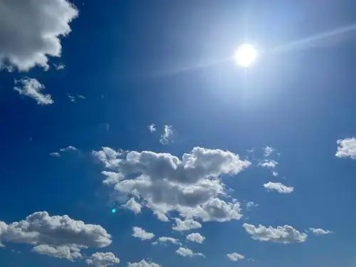 爱就像蓝天白云晴空万里 - 穿袜子的猫猫 - 图虫