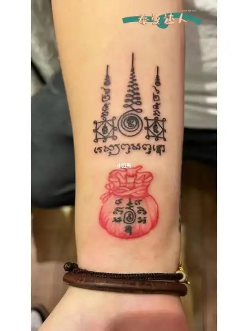 787878#莲花纹身  #我的纹身分享  #泰国刺符  #薯条小助手