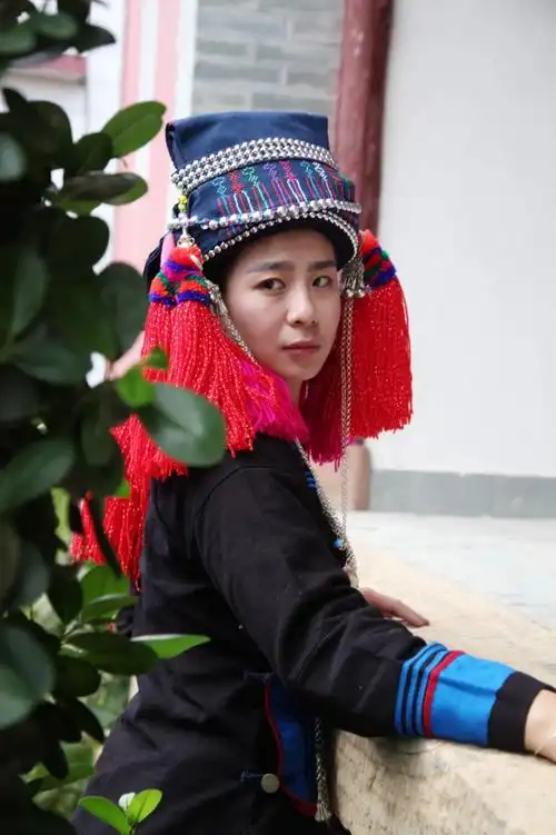 哈尼族雅咪服装