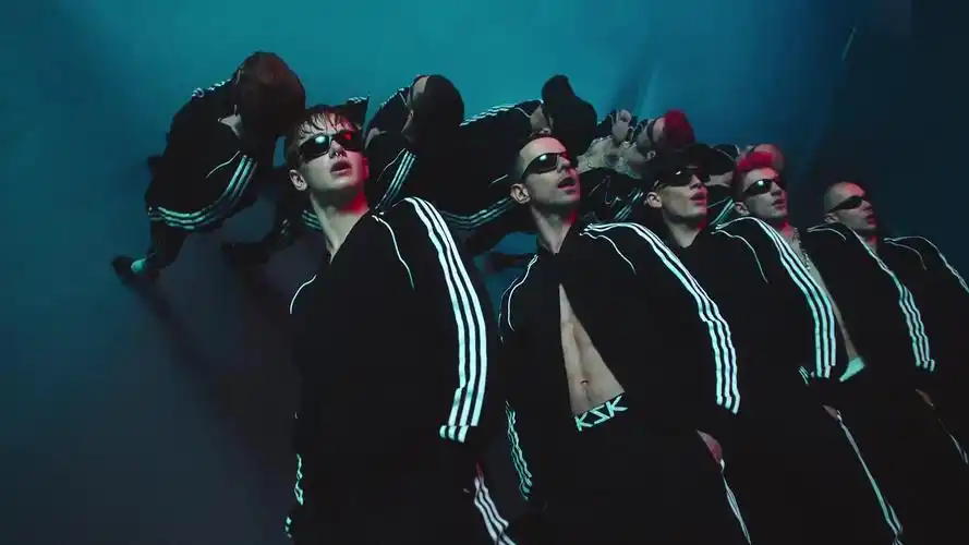 gaspar) 乌克兰妖男团回归新曲_哔哩哔哩 (゜-゜)つロ 干杯~-bili