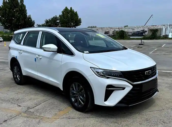 吉利全新mpv曝光,酷似丰田赛那,长超4米8配1.5t,或12万起