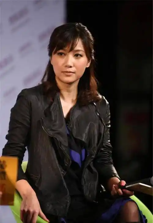 王朔一见钟情沈旭佳,不忠诚"才女"徐静蕾,原配:我就是他的妈_事业