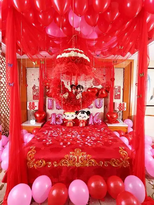 婚房新郎装饰男方家 婚庆用品创意婚礼结婚卧室纱幔浪漫布置拉花