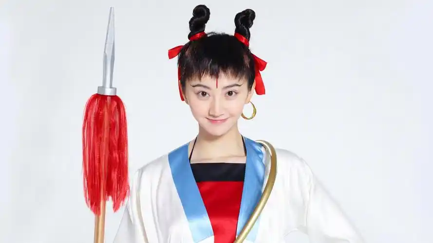 美女明星景甜哪吒造型