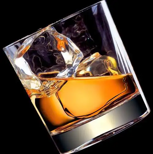 威士忌图片