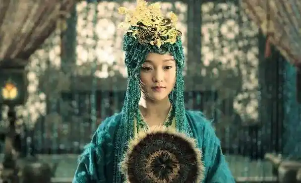 也就明白了为何陈建斌会选择周迅和窦靖童,成为自己电影中的主角