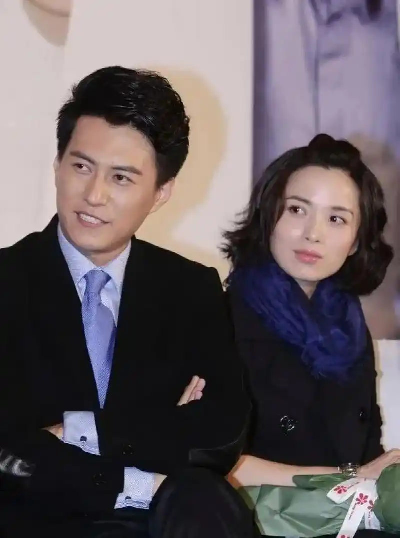 靳东娶的二婚老婆竟然是我们熟悉的她?