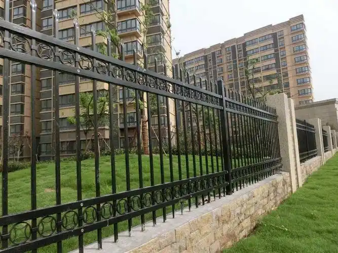 铁艺防护栏方管锌钢护栏小区围墙栅栏欧式别墅围栏
