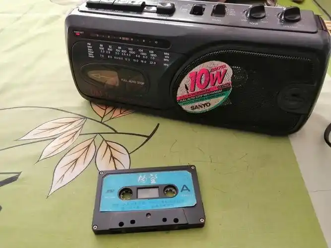 八十年代的流行电器录音机磁带