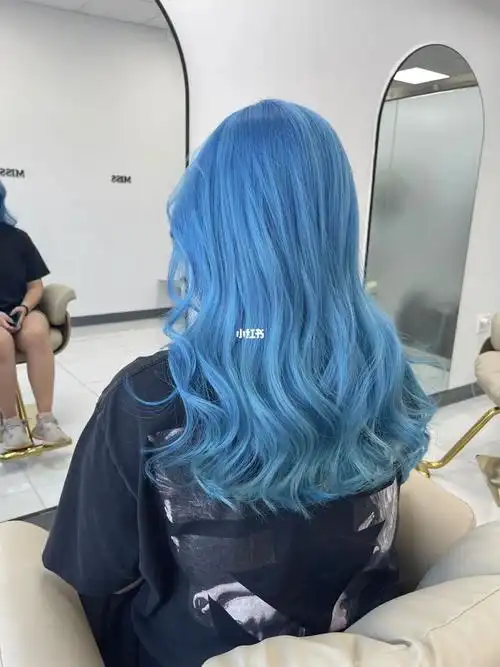 蓝色系  #天空蓝  #蓝色  #冰蓝色  #发色推荐  #显白发色  #miss