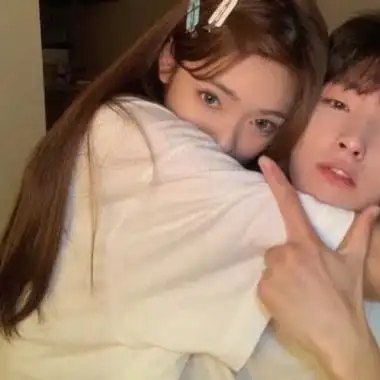 情头氛围感强超好看的高颜值_情侣头像_美头网