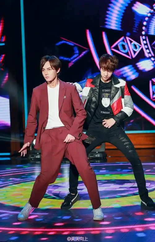 王一博wangyibo x 天天向上daydayup官方图集 hd album 2016年度