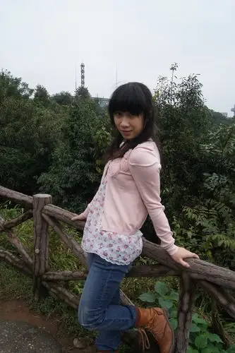 申请 搭配达人菇娘儿们,爷们儿们,喜欢我的就一定要多多支持我,多多