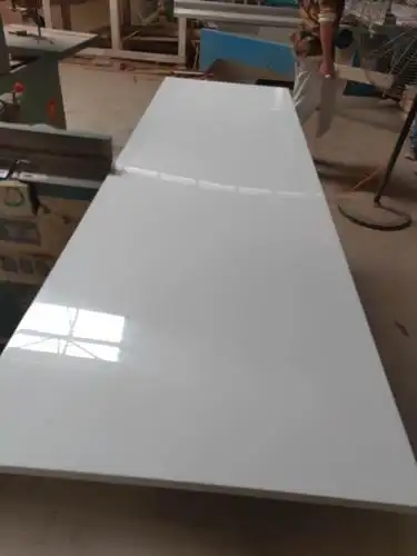 洞头柜子烤漆门厂家_吸塑门板_烤漆衣柜