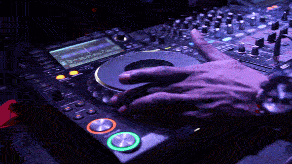 576_324gif 动态图 动图