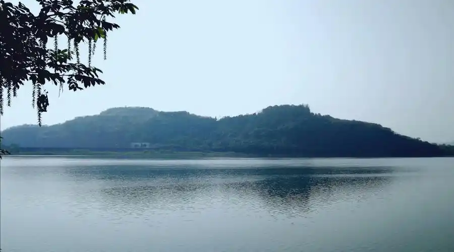 美哉!印象嘉陵江·黄金江岸