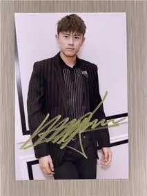 『冲冠』内地明星张杰亲笔签名照片24款热门经典定妆照无仿无印刷