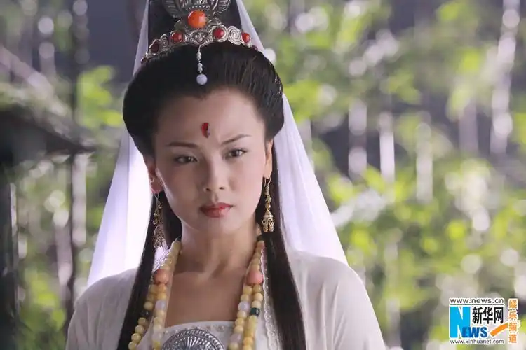 《西游记》刘涛观音造型曝光 气质脱俗展女神神韵(组图)