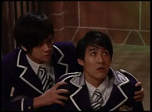 萌学园素材抱图关注