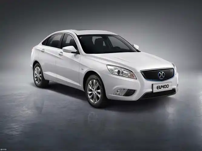 爱卡首页 汽车图片 北汽新能源 北汽eu400 2017款乐享版  2017款北汽