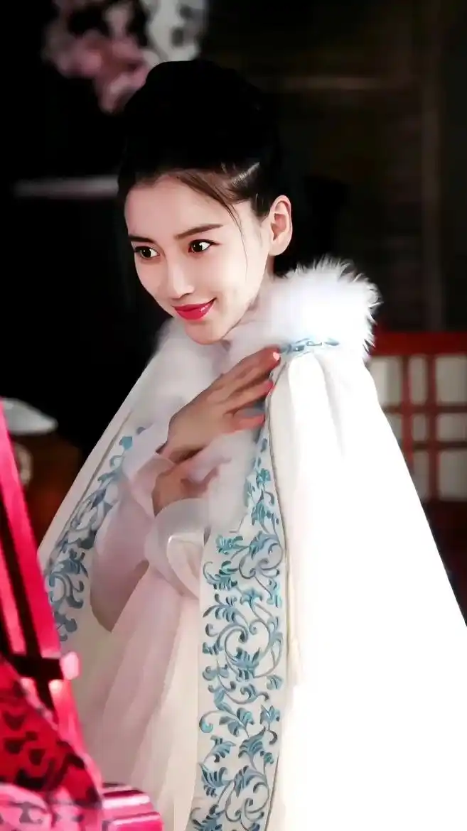 杨颖孤芳不自赏#美女 #颜值 #明星 #古装 #壁纸 - 抖音