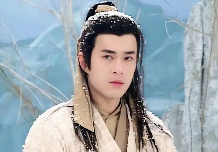 郭襄16岁时,黄蓉为何怀疑她和杨过"做出事来"?李莫愁知道原因