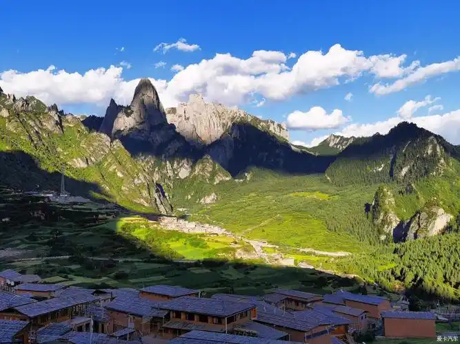 甘南环线—甘加秘境,拉卜楞寺,郎木寺,花湖,扎尕那,洛克之路