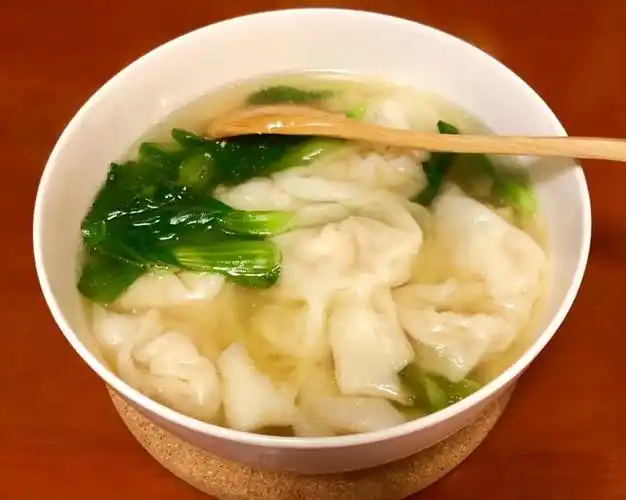 三鲜虾仁小馄饨