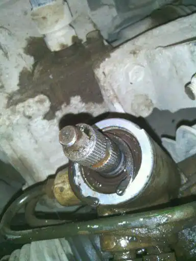 更换方向机油封